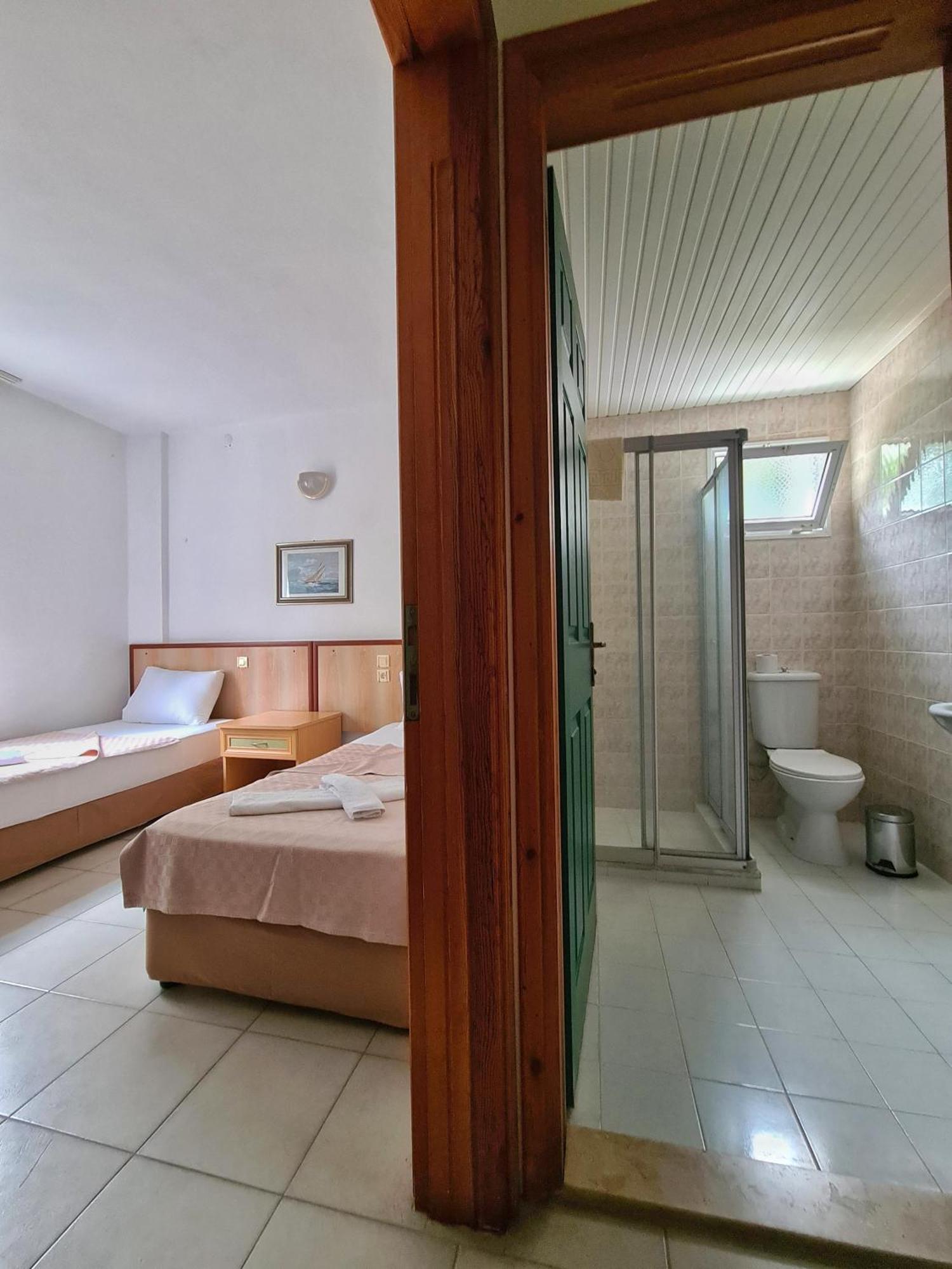 Fora Apart Otel Cesme Exterior photo